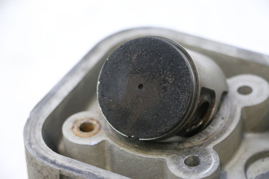 photo de CILINDRO PISTONE PEUGEOT SPEEDFIGHT LC 50 (1996 - 2002) - Zoom qualità usato