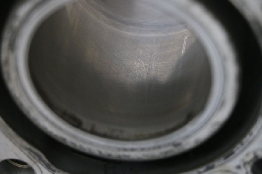 photo de CILINDRO PISTONE SUZUKI BURGMAN 125 (2015 - 2017) - Primo piano tecnico