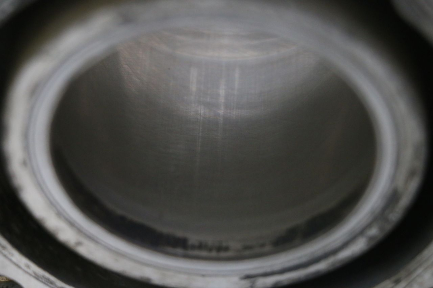 photo de CILINDRO PISTONE SUZUKI BURGMAN 125 (2015 - 2017) - Dettagli dei punti di fissaggio