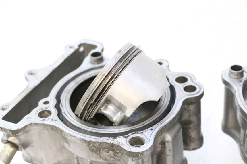 photo de CILINDRO PISTONE SUZUKI SV S 650 (1999 - 2002) - Zoom sui componenti