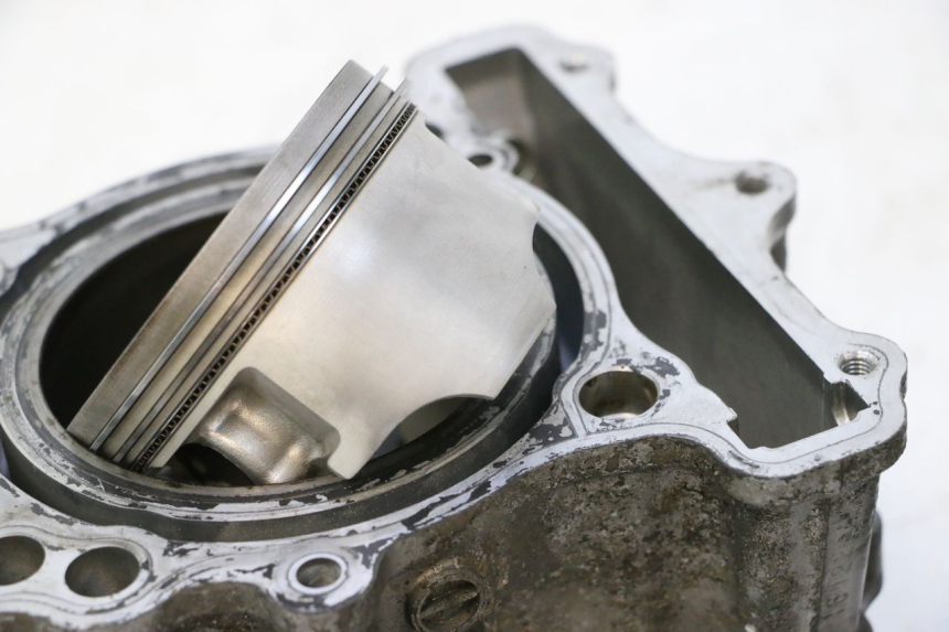 photo de CILINDRO PISTONE SUZUKI SV S 650 (2003 - 2009) - Zoom sui componenti