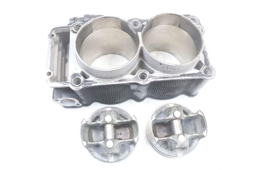 photo de CILINDRO PISTONE YAMAHA TDM ABS 900 (2002 - 2014) - Stato della superficie e materiale