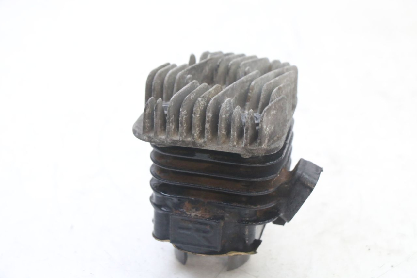 photo de CYLINDRO PISTONE TNT MOTOR ROMA 10' 2T 50 (2011 - 2018) - Dettagli dei punti di fissaggio