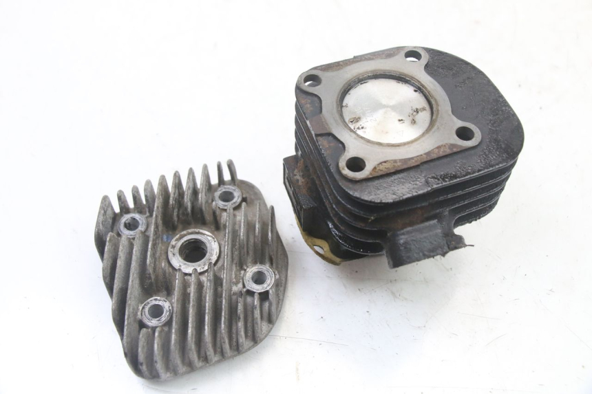 photo de CYLINDRO PISTONE TNT MOTOR ROMA 10' 2T 50 (2011 - 2018) - Stato della superficie e materiale