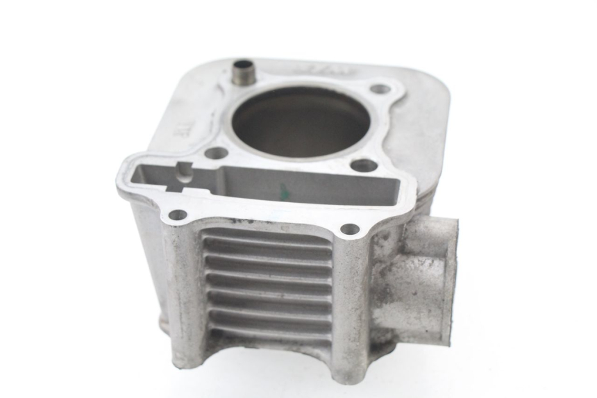 photo de CILINDRO PISTONE SYM TONIK 125 (2010 - 2014) - Dettagli dei punti di fissaggio