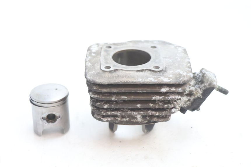photo de CILINDRO PISTONE PEUGEOT TREKKER 50 (1995 - 2004) - Dettaglio del componente