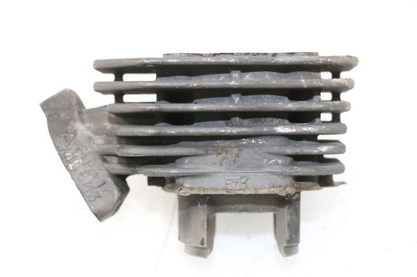 photo de CILINDRO PISTONE PEUGEOT TREKKER 50 (1995 - 2004) - Ispezione visiva dettagliata