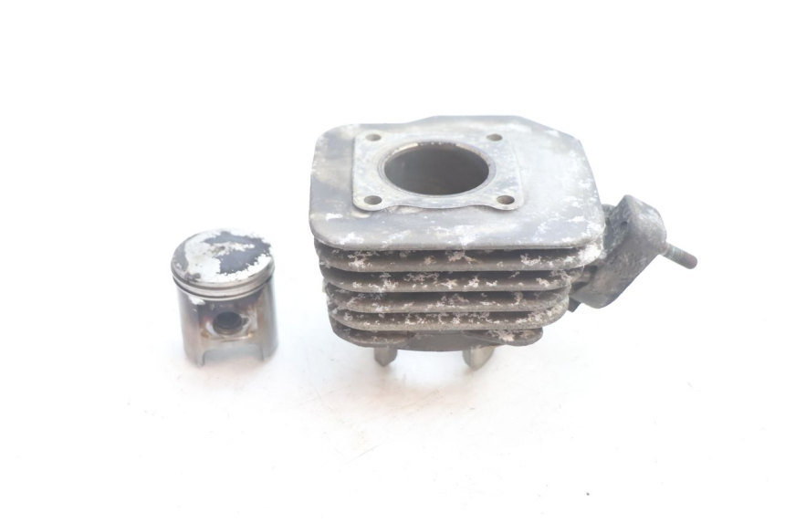 photo de CILINDRO PISTONE PEUGEOT TREKKER 50 (1995 - 2004) - Dettaglio del componente