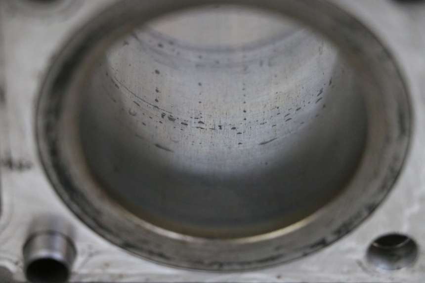 photo de CILINDRO PISTONE YAMAHA TTR 125 (2000 - 2020) - Altra angolazione