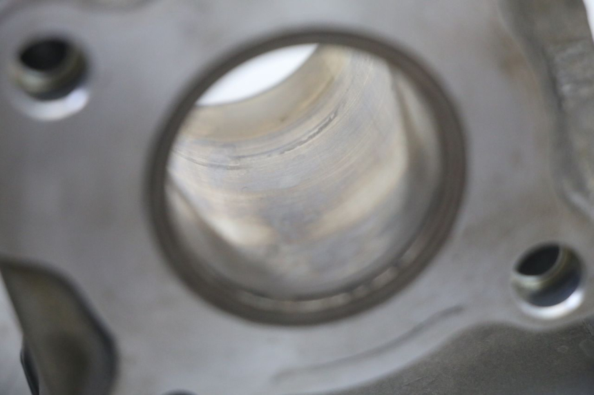 photo de CILINDRO PISTONE PEUGEOT TWEET 4T 50 (2018 - 2022) - Zoom sui componenti