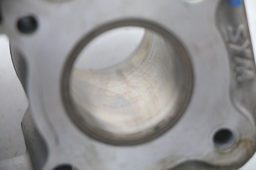 photo de CILINDRO PISTONE PEUGEOT TWEET 4T 50 (2018 - 2022) - Primo piano ad alta risoluzione