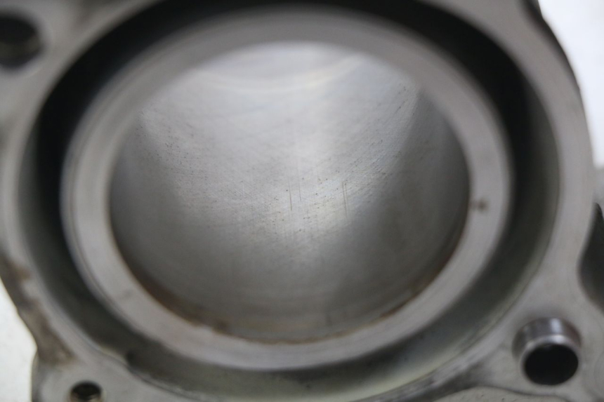 photo de CYLINDRO PISTONE PIAGGIO VESPA GTS IGET ABS 125 (2017 - 2023) - Altra angolazione