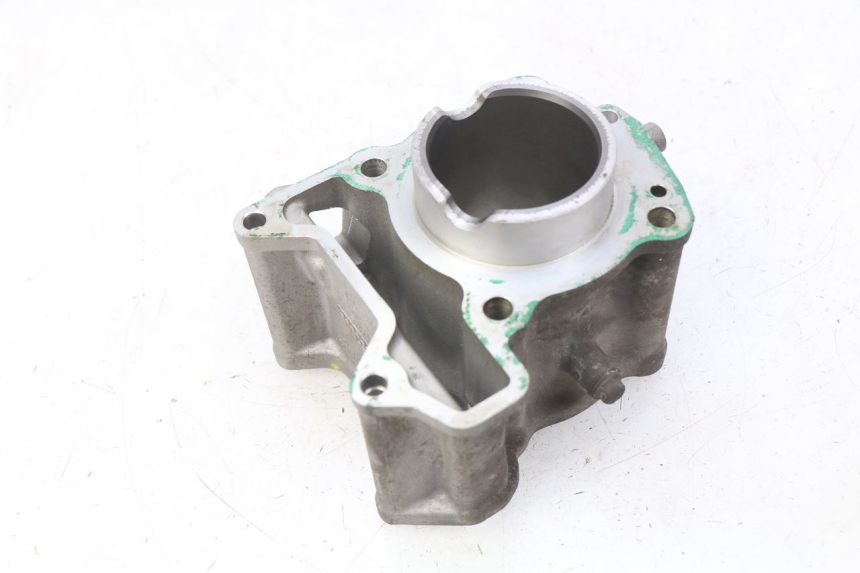 photo de CYLINDRO PISTONE PIAGGIO VESPA GTS IGET ABS 125 (2017 - 2023) - Dettagli dei punti di fissaggio