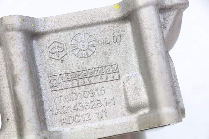photo de CYLINDRO PISTONE PIAGGIO VESPA GTS IGET ABS 125 (2017 - 2023) - Stato della superficie e materiale