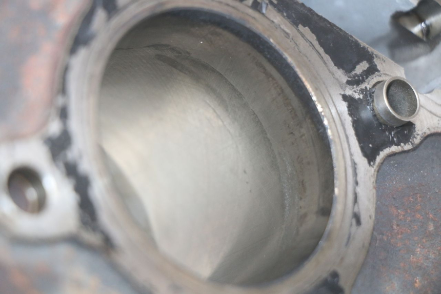 photo de CILINDRO PISTONE PIAGGIO VESPA LX 125 (2005 - 2010) - Altra angolazione