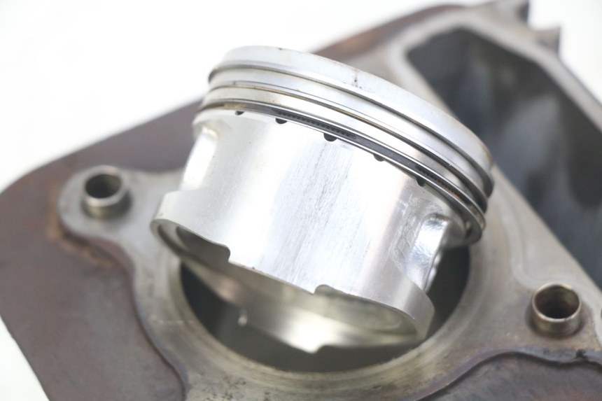 photo de CILINDRO PISTONE PIAGGIO VESPA LXV 125 (2006 - 2009) - Zoom sui componenti