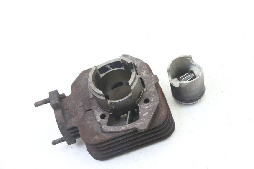 photo de CILINDRO PISTONE PEUGEOT VIVACITY NEW 2T 50 (2008 - 2017) - Altra angolazione