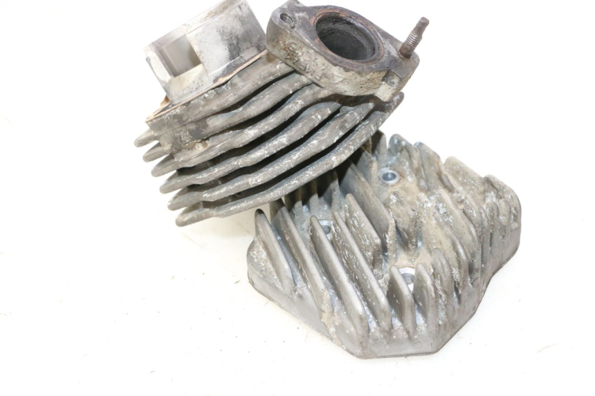 photo de CILINDRO PISTONE PEUGEOT VIVACITY 50 (1998 - 2003) - Zoom sullo stato d'uso