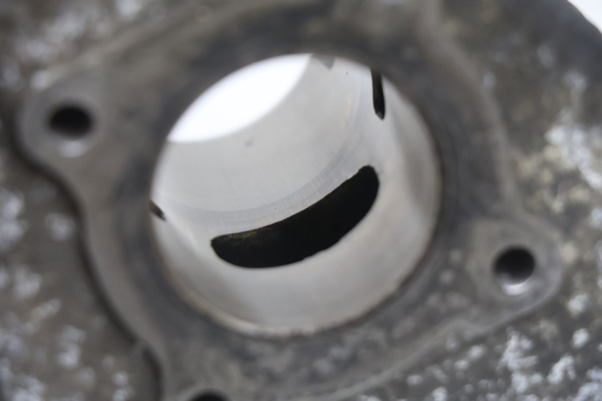 photo de CILINDRO PISTONE PEUGEOT VIVACITY 50 (2004 - 2009) - Altra vista dell'articolo