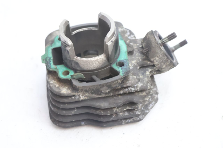 photo de CILINDRO PISTONE PEUGEOT VIVACITY 50 (2004 - 2009) - Caratteristiche distintive