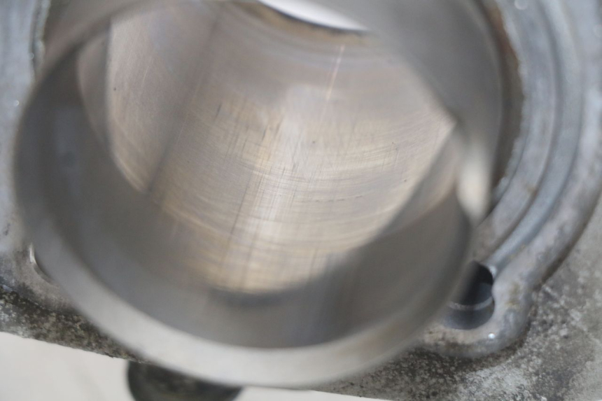 photo de CILINDRO PISTONE DAELIM VJ ROADWIN FI 125 (2008 - 2017) - Altra angolazione