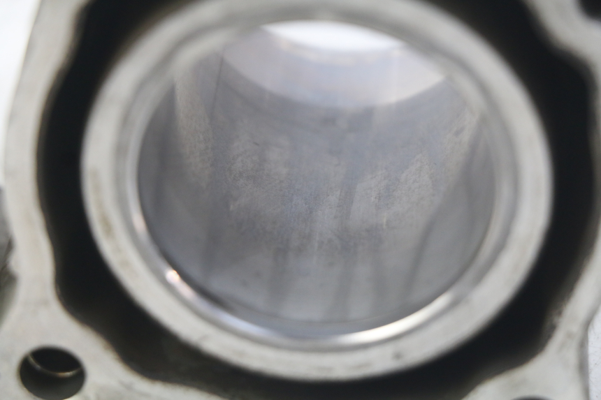 photo de CILINDRO PISTONE YAMAHA XMAX X-MAX 125 (2006 - 2009) - Altra vista dell'articolo