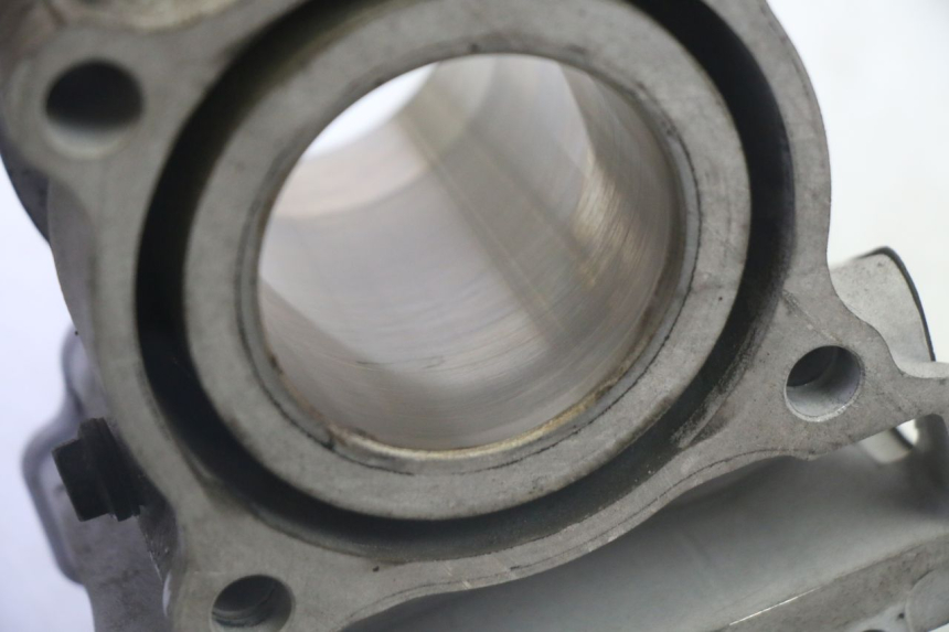 photo de CILINDRO PISTONE YAMAHA X-MAX XMAX 125 (2010 - 2013) - Altra vista dell'articolo