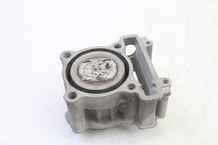 photo de CILINDRO PISTONE YAMAHA X-MAX XMAX 125 (2010 - 2013) - Altra angolazione