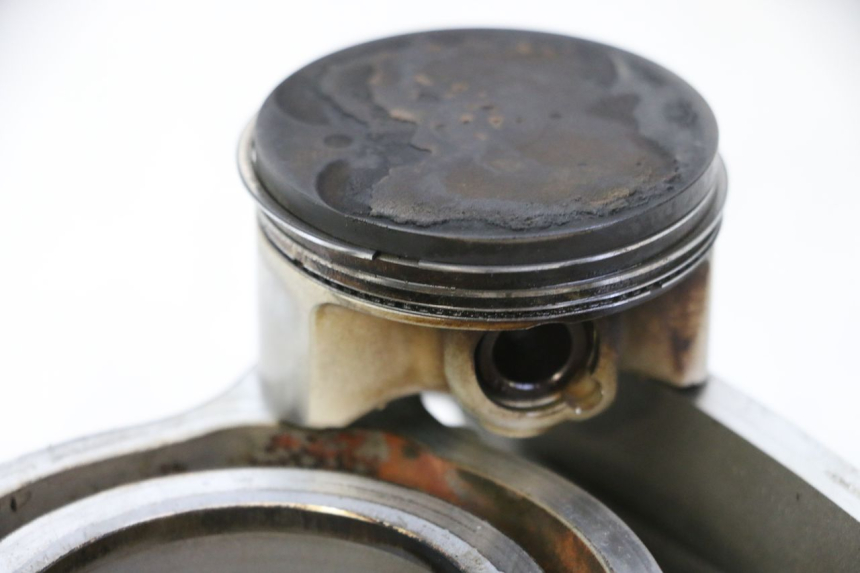 photo de CILINDRO PISTONE YAMAHA X-MAX XMAX 125 (2010 - 2013) - Focus sulla struttura