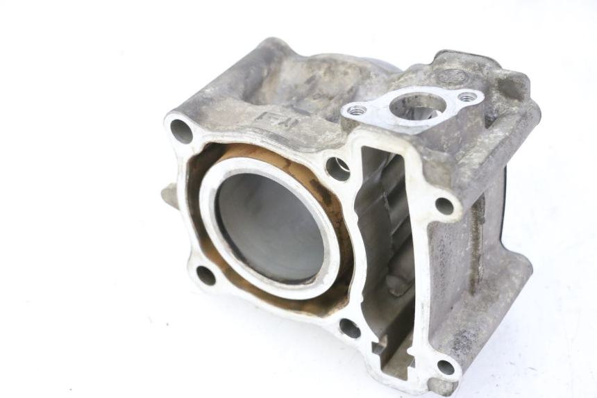 photo de CILINDRO PISTONE YAMAHA X-MAX XMAX 125 (2010 - 2013) - Stato della superficie e materiale