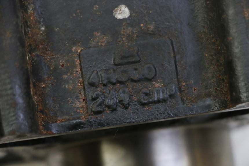 photo de CILINDRO PISTONE YAMAHA X-MAX XMAX 250 (2006 - 2009) - Zoom sullo stato d'uso