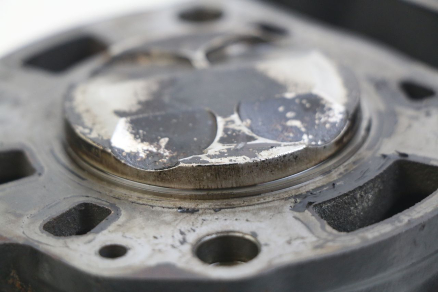 photo de CILINDRO PISTONE PIAGGIO X8 125 (2004 - 2007) - Altra angolazione