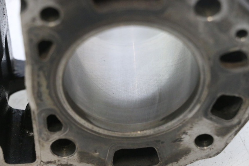 photo de CILINDRO PISTONE PIAGGIO X9 EVOLUTION 125 (2003 - 2007) - Zoom sui componenti