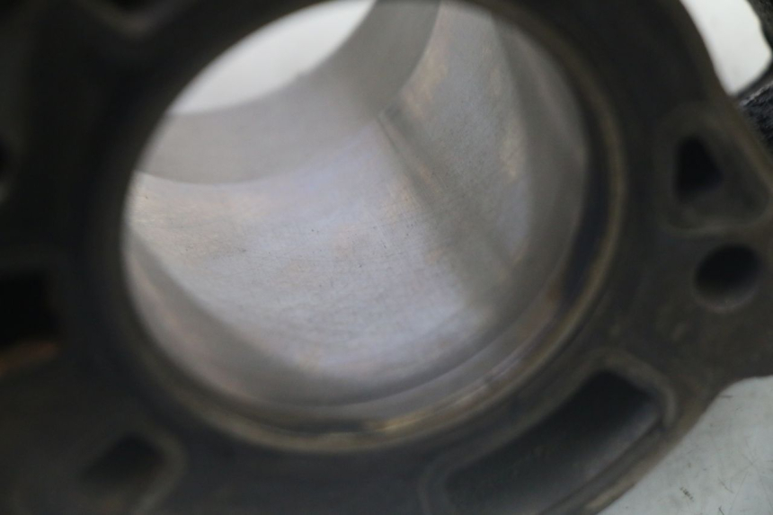 photo de CILINDRO PISTONE PIAGGIO XEVO - X EVO 125 (2007 - 2017) - Dettagli dei punti di fissaggio