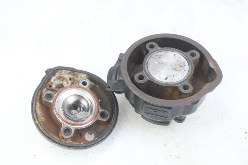 photo de CILINDRO PISTONE PEUGEOT XP6 50 (2006 - 2011) - Zoom sullo stato d'uso