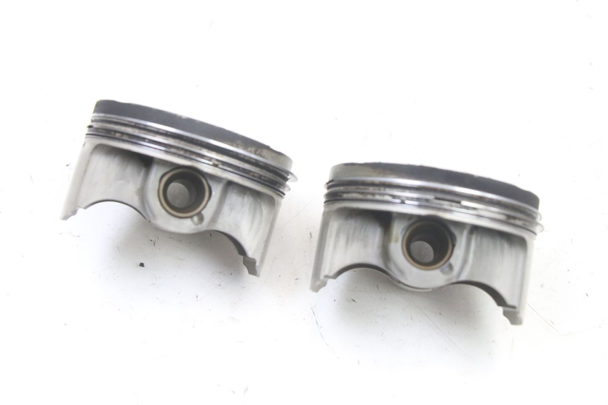 photo de CILINDRO PISTONE YAMAHA YP T-MAX TMAX 530 (2017 - 2020) - Dettagli dei punti di fissaggio