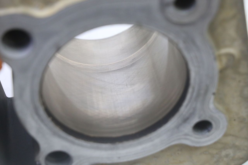 photo de CILINDRO PISTONE YAMAHA YFM R RAPTOR 250 (2008 - 2014) - Ispezione visiva dettagliata