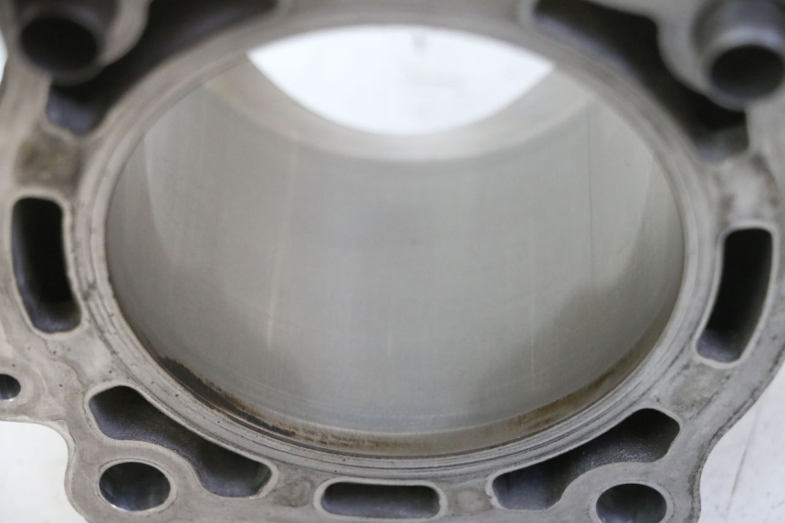 photo de CILINDRO PISTONE YAMAHA YZ-F YZF 250 (2014 - 2018) - Marcature e riferimenti originali