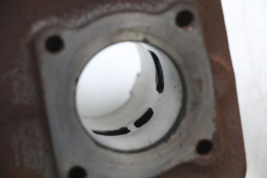 photo de CILINDRO PISTONE PIAGGIO ZIP 2T 50 (2009 - 2019) - Stato della superficie e materiale