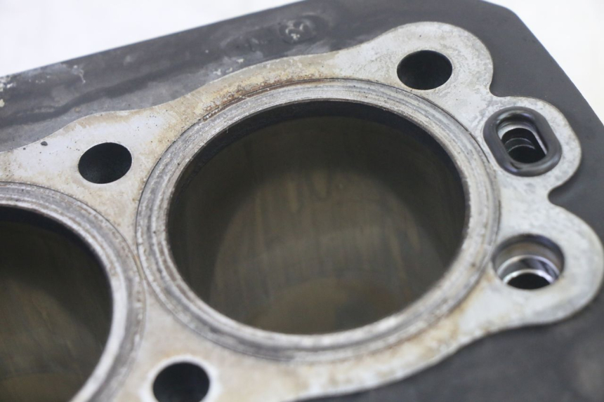 photo de CILINDRO PISTONE KAWASAKI ZR 7 750 (1999 - 2004) - Ispezione visiva dettagliata