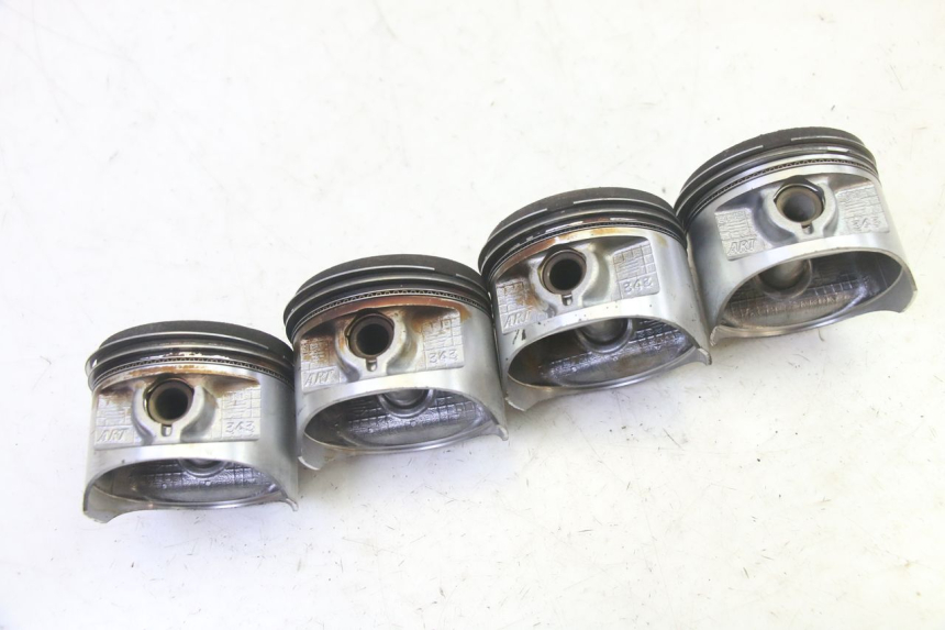 photo de CILINDRO PISTONE KAWASAKI ZR 7 750 (1999 - 2004) - Panoramica del profilo