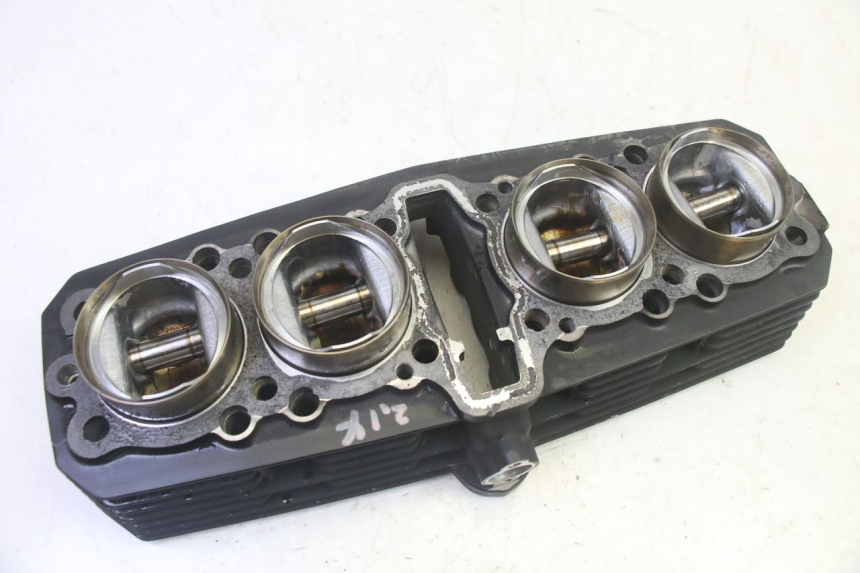 photo de CILINDRO PISTONE KAWASAKI ZR 7 750 (1999 - 2004) - Dettagli dei punti di fissaggio