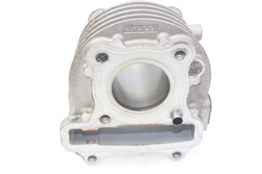 photo de CILINDRO PEUGEOT STREETZONE 4T 50 (2018 - 2023) - Zoom sullo stato d'uso