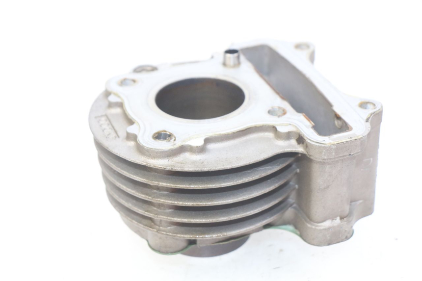 photo de CILINDRO PEUGEOT STREETZONE 4T 50 (2018 - 2023) - Stato della superficie e materiale