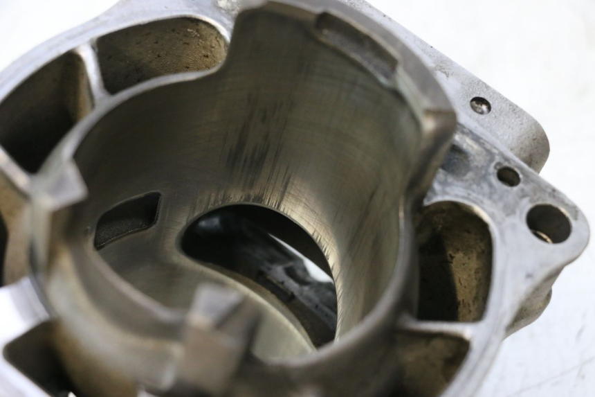 photo de CILINDRO YAMAHA WAVE RUNNER GP R 1200 (2000 - 2003) - Dettaglio del componente