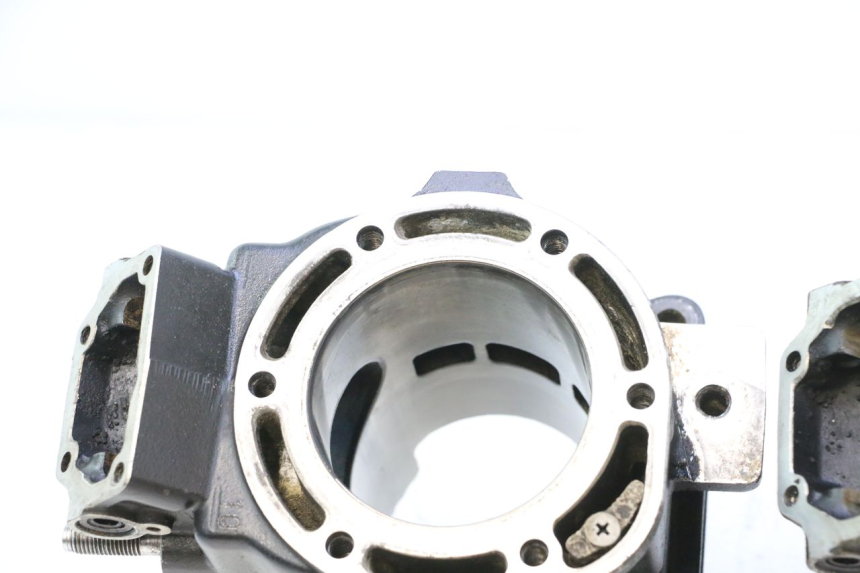 photo de CILINDRO YAMAHA WAVE RUNNER GP R 1200 (2000 - 2003) - Panoramica del profilo