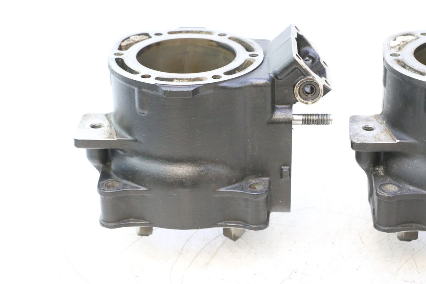photo de CILINDRO YAMAHA WAVE RUNNER GP R 1200 (2000 - 2003) - Stato della superficie e materiale