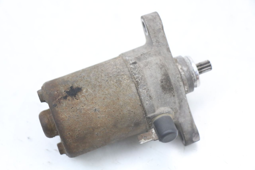 photo de AVVIATORE KYMCO AGILITY 4T 50 (2018 - 2022) - Altra angolazione