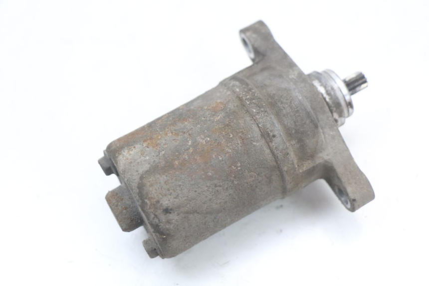 photo de AVVIATORE KYMCO AGILITY 4T 50 (2005 - 2018) - Altra angolazione