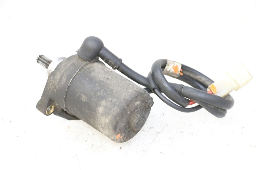 photo de AVVIAMENTO YAMAHA BW'S 100 (1999 - 2002) - Altra angolazione